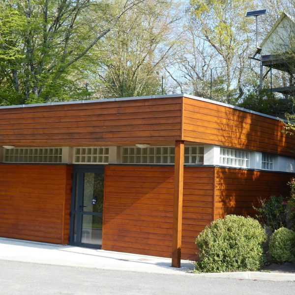 CAMPING-DE-ST-BERTHEVIN-TRAITEMENT-DES-BARDAGES-2