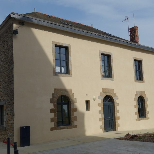 MAIRIE-LE-PERTRE-REPARATIONS-FINITION-MINERALE-STRUCTUREE-1