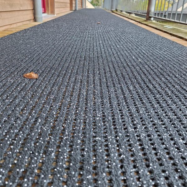 SOL-ANTIDERAPANT-SUR-COURSIVES-EXTERIEURES-3 SOL-ANTIDERAPANT-SUR-COURSIVES-EXTERIEURES-3